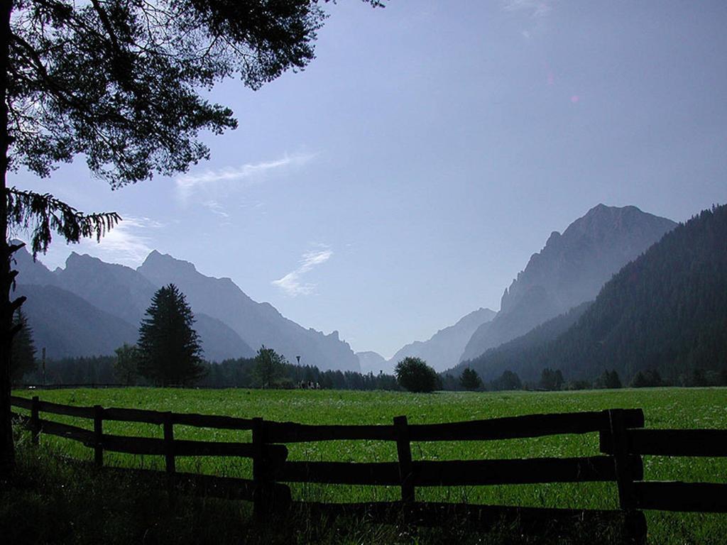 B&B Villa Dolomites Hut San Vigilio Di Marebbe Exterior photo